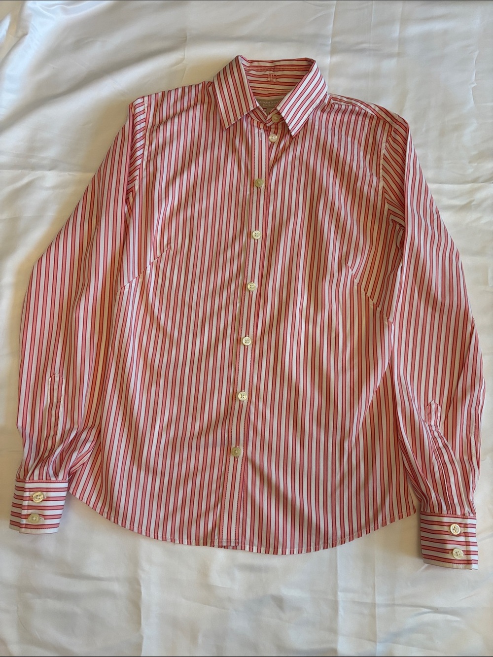 Women’s Banana Republic Pink Stripe Button-Up Shirt - Picture 9 of 9